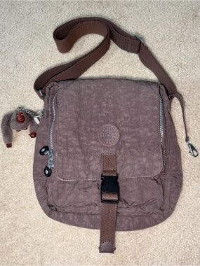 Kipling Chocolate Brown Nylon Lancelot Crossbody Messenger Bag Multi Pocket Flap